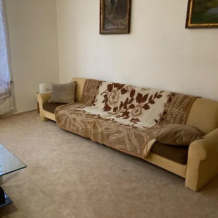Betlemske Square Last Floor Apartment